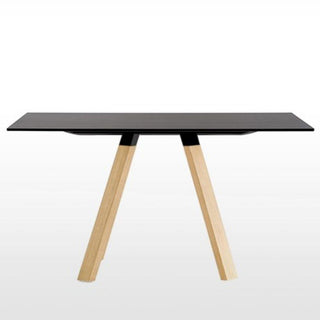 Pedrali Arki-table Fenix 139x139 cm. in black solid laminate Buy now on Shopdecor