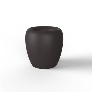 Vondom Blow vase h.80 cm polyethylene by Stefano Giovannoni Vondom Bronze - Buy now on ShopDecor - Discover the best products by VONDOM design