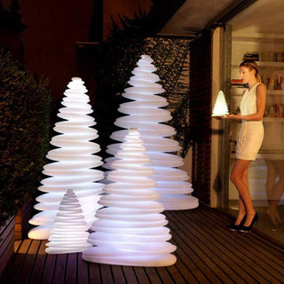 Vondom Chrismy Christmas tree LED 150 cm LED bright white/RGBW multicolor - Buy now on ShopDecor - Discover the best products by VONDOM design